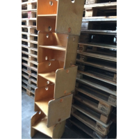 Vintage design kubusstoeltje van Van Dijk Toys